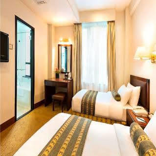 Shamrock Hotel